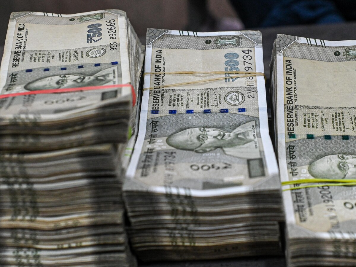 Money! Money!! What is that Glory of Money!!!