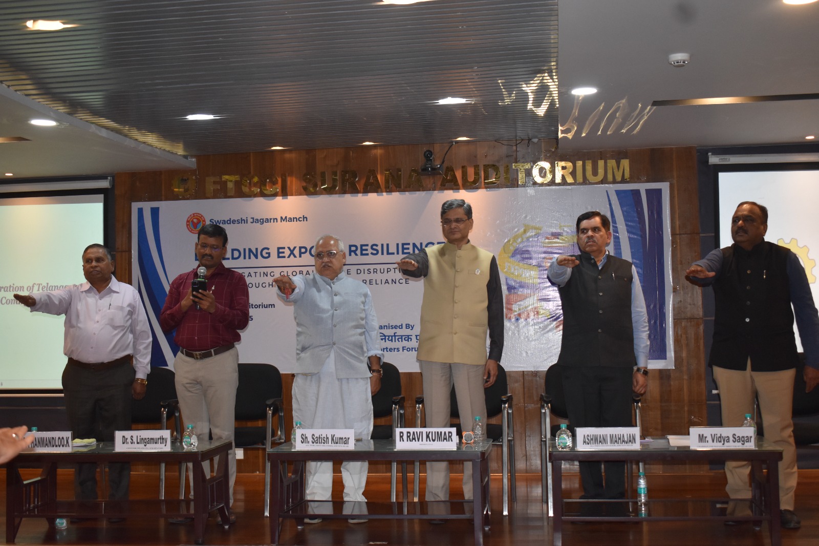 स्वदेशी नवाचारों से मिलेगी अर्थव्यवस्था को मजबूतीः डा. महाजन